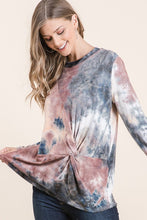 Load image into Gallery viewer, TIE DYE WRAP T
