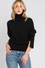 Load image into Gallery viewer, SPLIT CUFF THIN KNIT SWEATER

