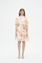 Load image into Gallery viewer, FIORIE FLORAL SHIFT DRESS byMM
