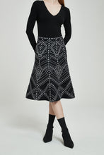 Load image into Gallery viewer, AMAZING MM SKIRT - YEAR ROUND BROCADE DESIGN
